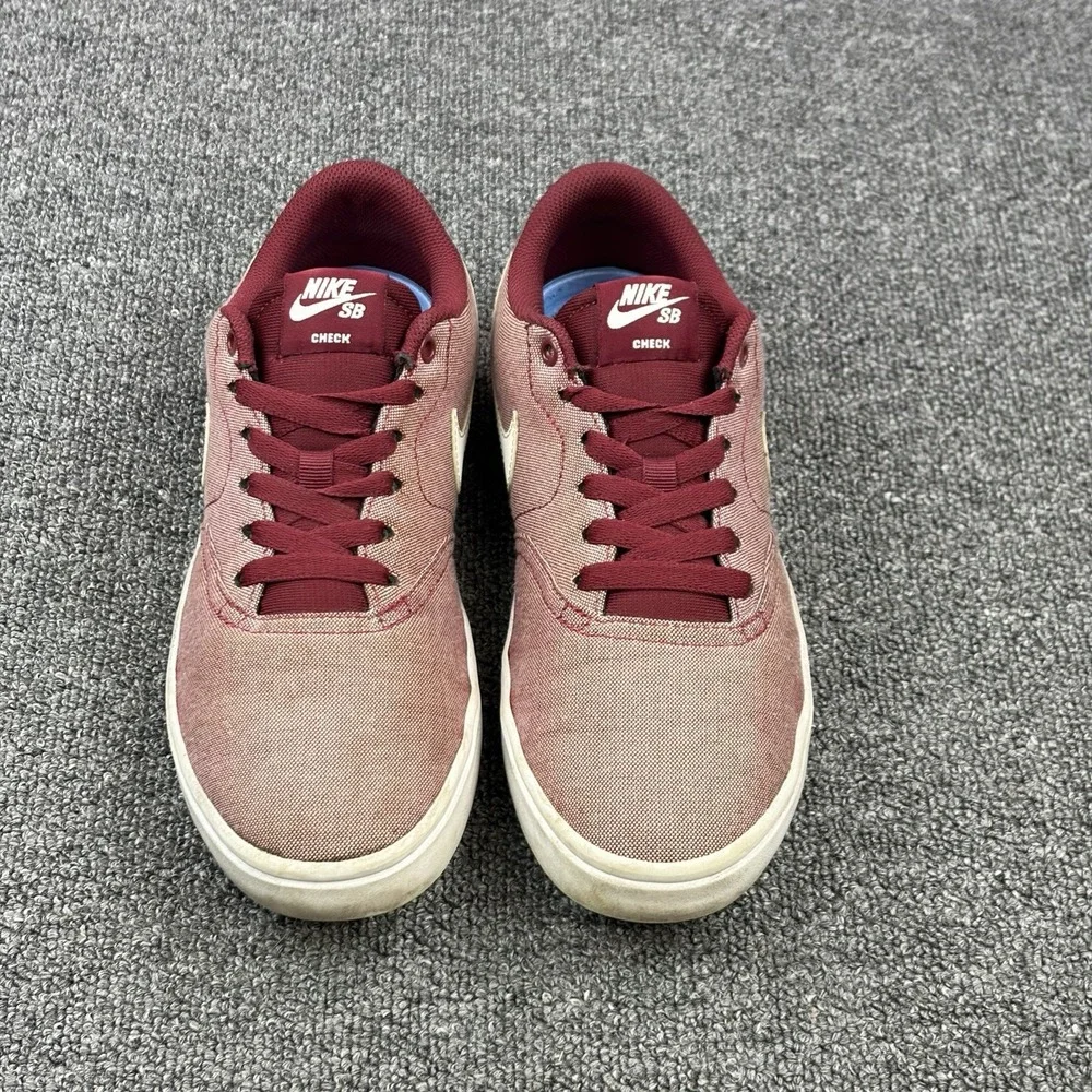 Nike SB Check Solarsoft Red Canvas 921464-611 Unisex Sneaker Shoes Women Sz 8.5